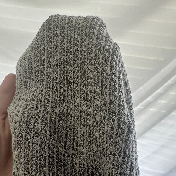 Button Top - Picture 3 of 3